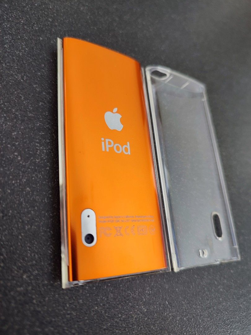 8GB 6th Gen. Apple Ipod Nano Orange/gold 