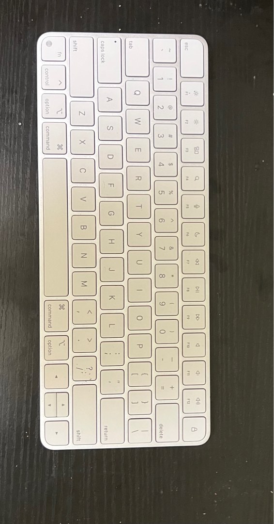 Apple keyboard, Computers & Tech, Parts & Accessories, Computer ...