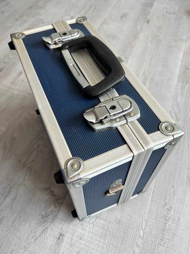 Art tools box, Hobbies & Toys, Stationery & Craft, Craft Supplies