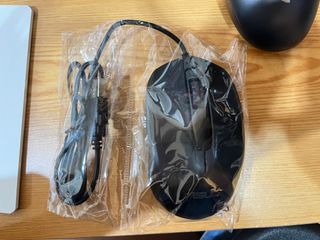 Asus華碩滑鼠全新無拆封