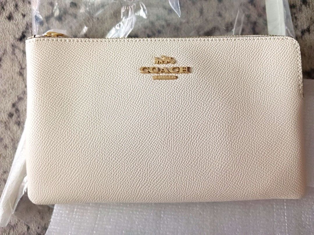 Coach wristlet for iphone 6 cheap
