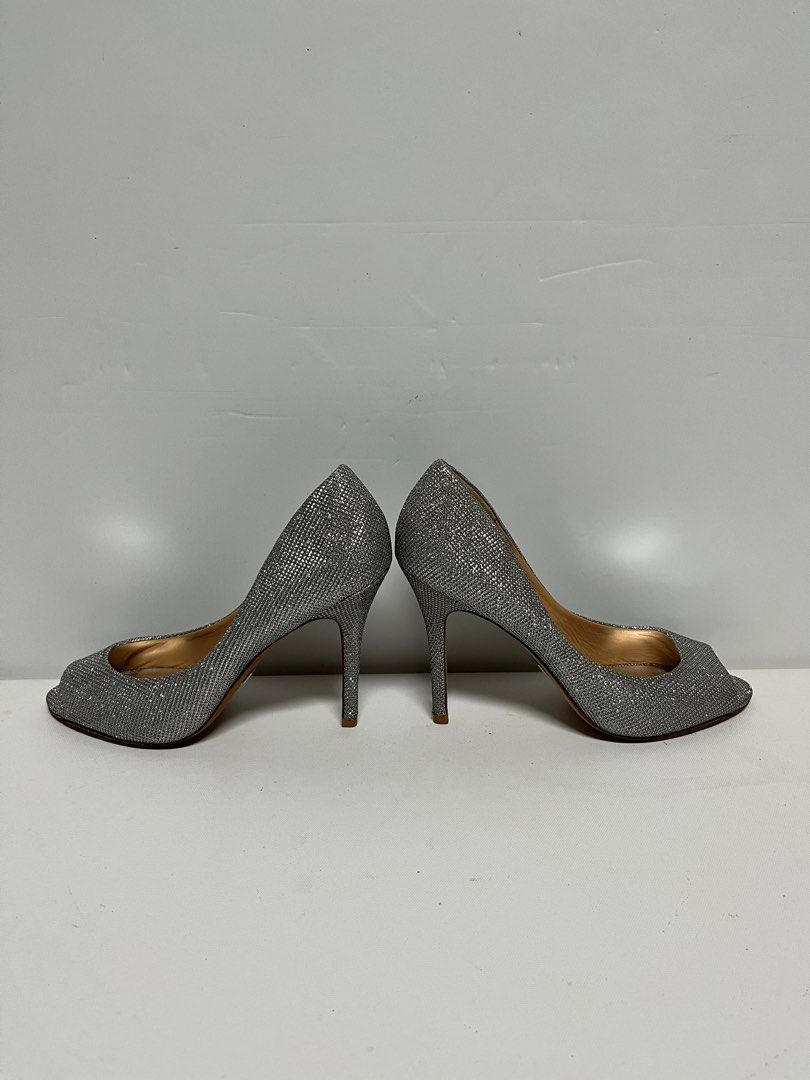 Badgley Mischka Silver Grey Heels Women s Fashion Footwear