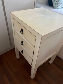 bed side table