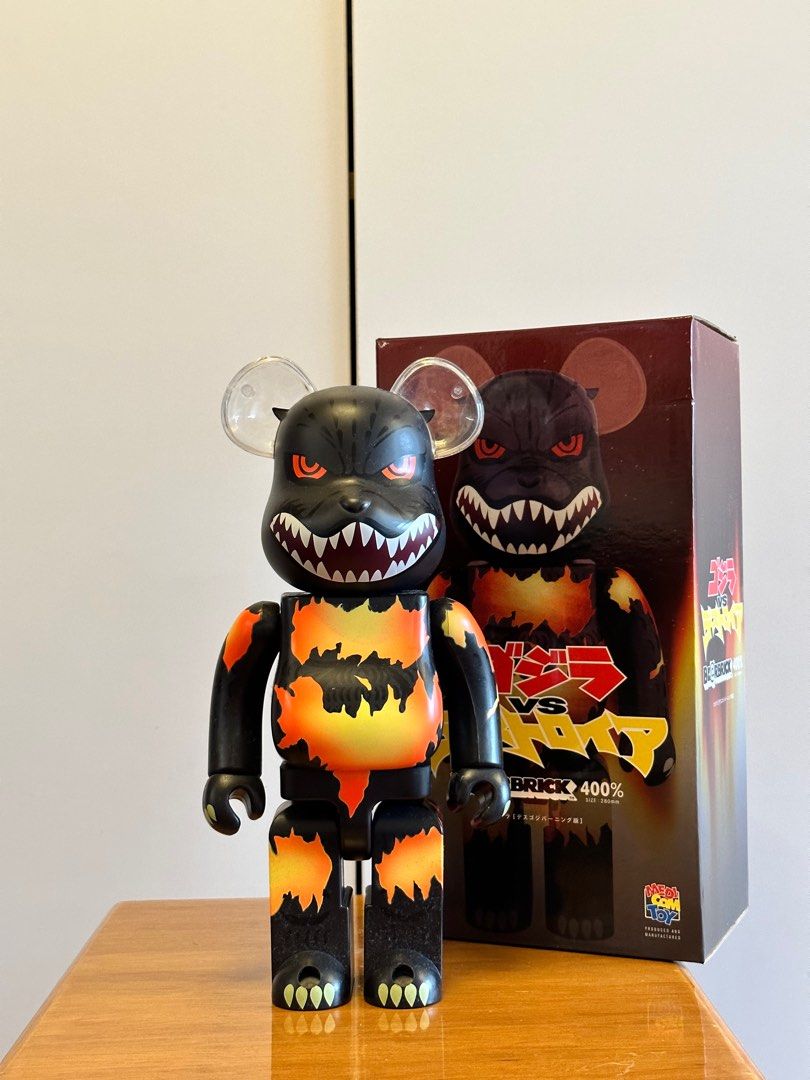 Be@rbrick 400% Wtaps FCRB supreme medicom, 興趣及遊戲, 玩具& 遊戲 