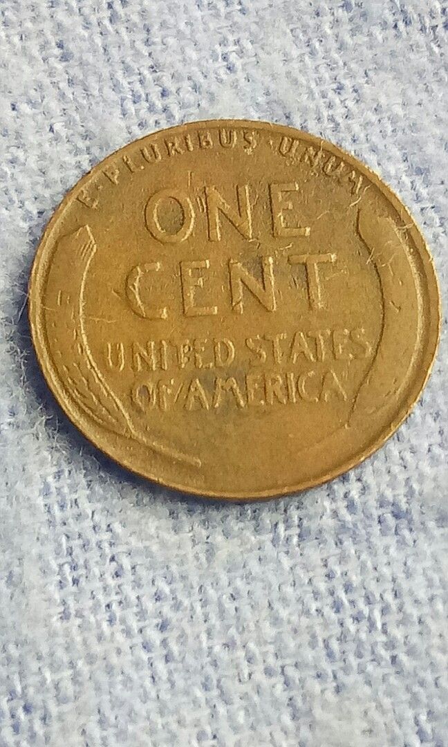 Blank obverse lincoln wheat reverse, 2.1 grams error coin (Category: Currency) located in Bacolod City. Submitted by babylexaandlinkcoinshop (Listing ID 1235285308, Image 2). Description: obverse: blank reverse: wheat weight:2.1grams material : thin cuban copper planchet composition: copper condition: circulated error coin struck into 2.1 grams cuban very thin planchet..the lincoln wheat one cent is 3.11 grams copper...