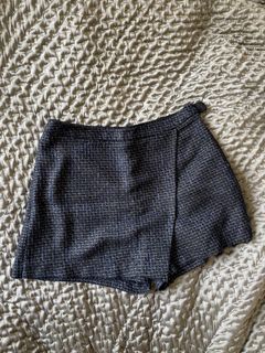 Blue with gold tweed material shorts629776547468811119