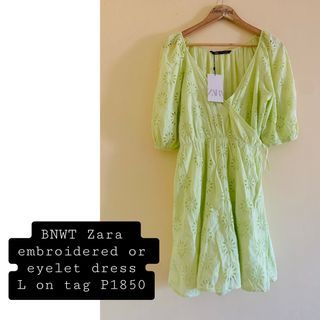 BNWT Zara embroidered dress
