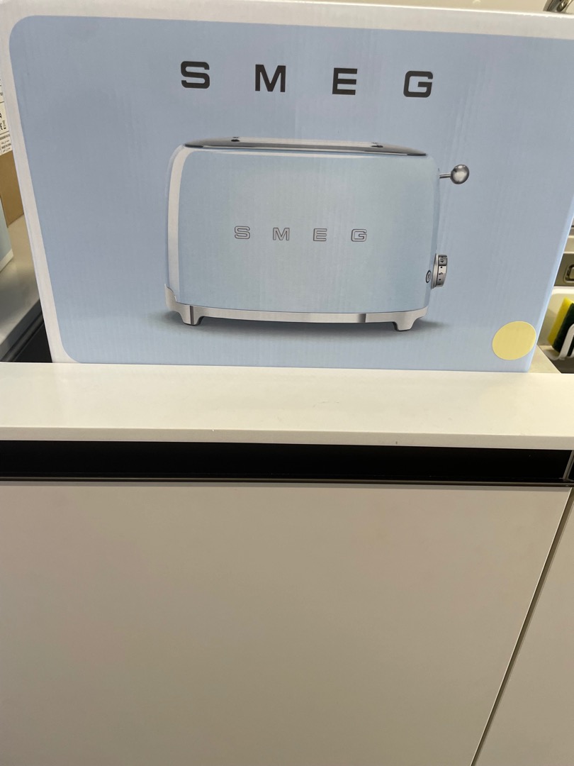 Brand New SMEG CREAM Toaster TSF01CRUK, TV & Home Appliances, Kitchen