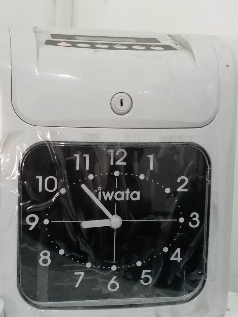 BUNDY CLOCK, TV & Home Appliances, Other Home Appliances on Carousell