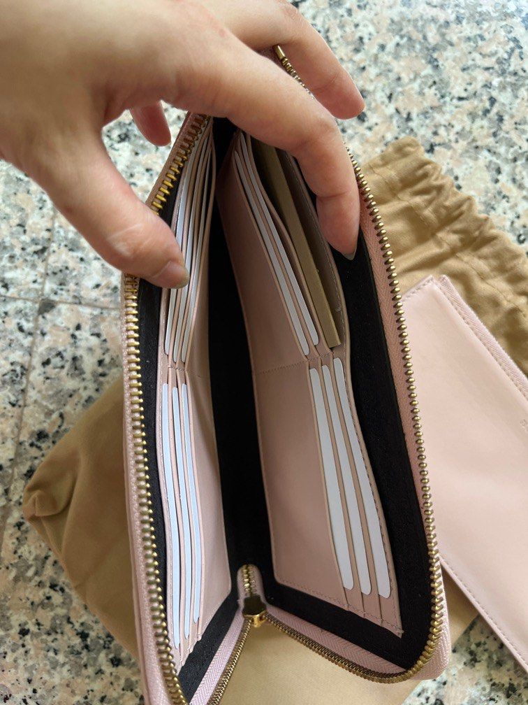 Burberry wristlet Luxury Bags Wallets on Carousell