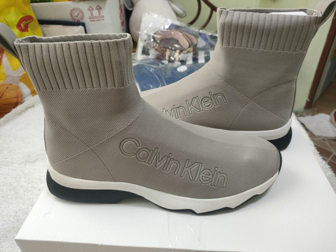 Calvin klein size shoes on sale