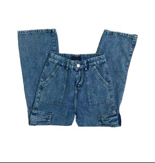 (Category: ) located in . Submitted by ___shewears (Listing ID 1235226247, Image 1). Description: .