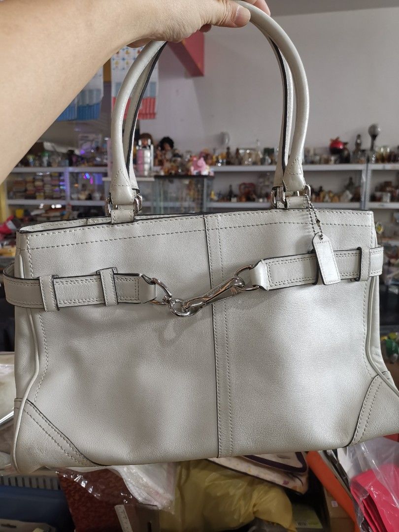 White leather coach tote bag shop