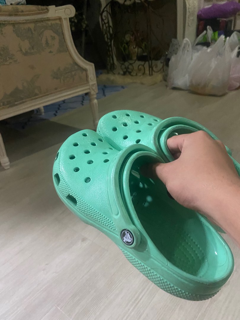 Crocs cyan sales