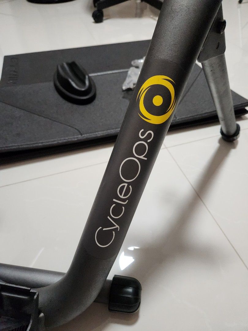 Cycleops magnetic store trainer