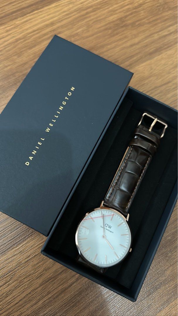 Daniel Wellington York White Rose Gold Men s Fashion Watches Accessories Watches on Carousell