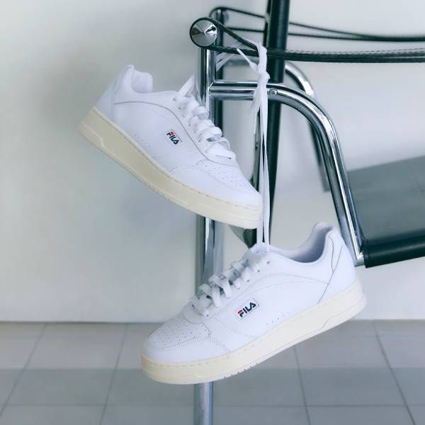 Fila Targa club shoes Women s Fashion Footwear Sneakers on