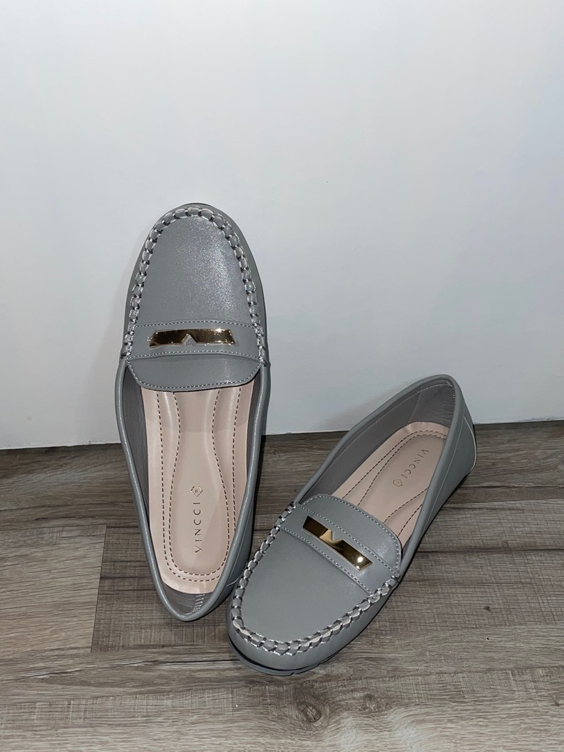 Vincci Flats Shoe, Women's Fashion, Footwear, Flats on Carousell