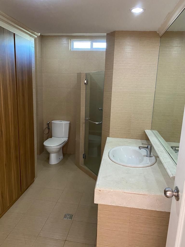 FOR SALE!! ALABANG HILLS HOUSE AND LOT on Carousell