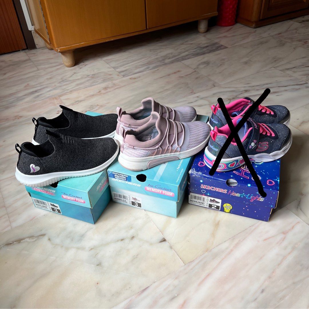Girls sketcher shop