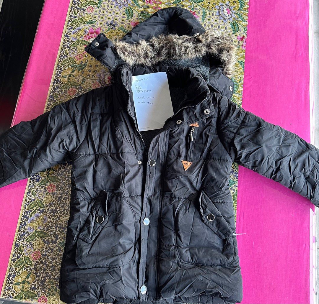 Good quality fur lined Winter jacket 8years Babies Kids