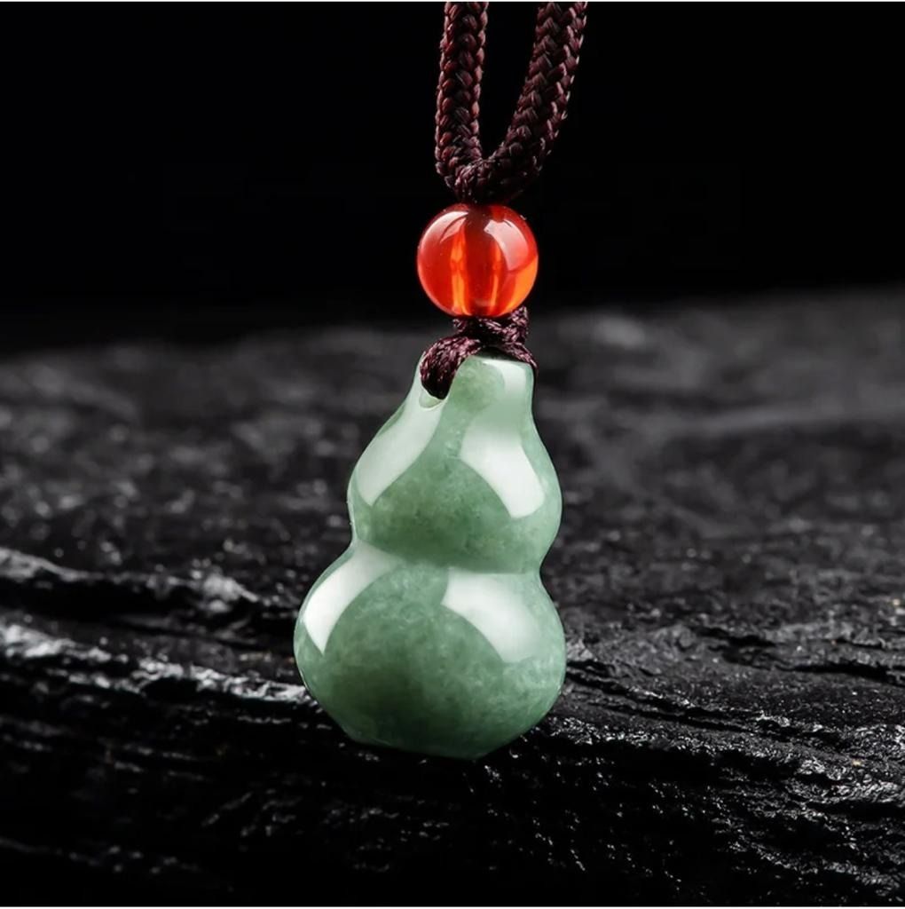 Gourd pendant Jade Pendant necklace Genuine natural Jadeite Carved