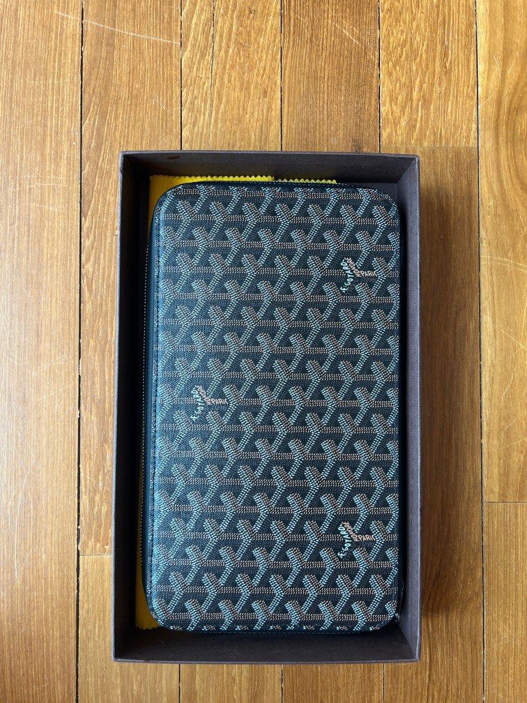 Goyard Travel Wallet