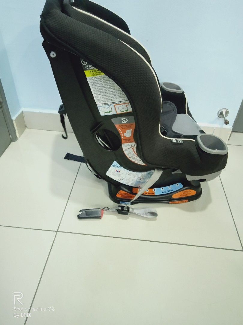 Graco extend2fit isofix baby car seat Babies Kids Going Out
