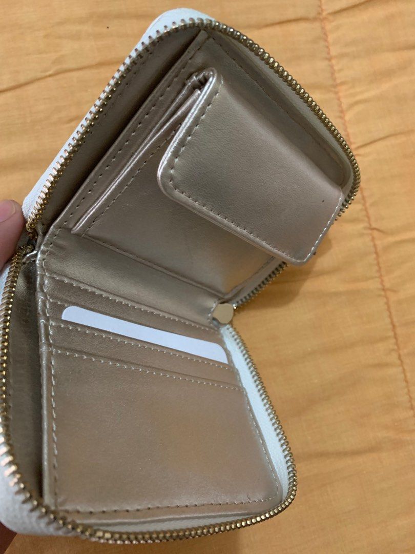 Guess Los Angeles wallet on Carousell