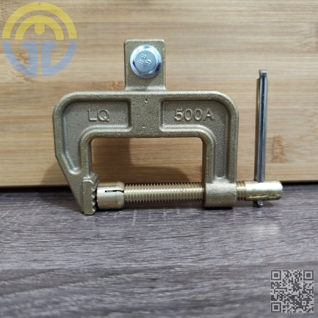 Heavy Duty Solid Brass Welding Ground C-Clamp 300A-500A (Category: Construction Tools & Equipment) located in Mandaluyong City. Submitted by gavz6488 (Listing ID 1235309852, Image 2). Description: High quality solid grounding clamp that can out last your machine, made of high quality solid brass materials and sturdy make. Suitable for 100A to 500A welding machine. ISO 9001, CE,CCC,SGS certified manufacturing plant to ensure high quality standard.