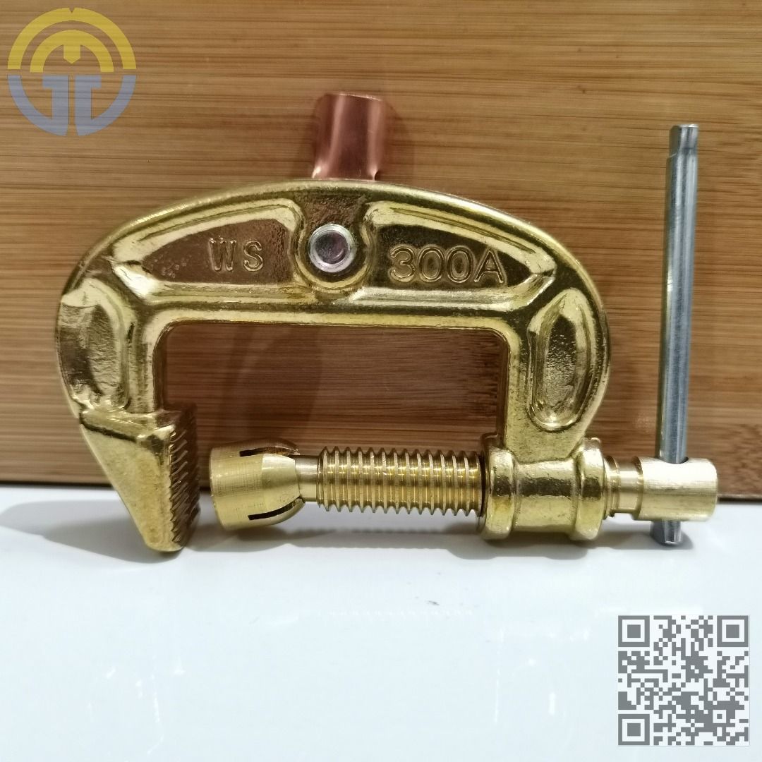 Heavy Duty Solid Brass Welding Ground C-Clamp 300A-500A (Category: Construction Tools & Equipment) located in Mandaluyong City. Submitted by gavz6488 (Listing ID 1235309852, Image 3). Description: High quality solid grounding clamp that can out last your machine, made of high quality solid brass materials and sturdy make. Suitable for 100A to 500A welding machine. ISO 9001, CE,CCC,SGS certified manufacturing plant to ensure high quality standard.