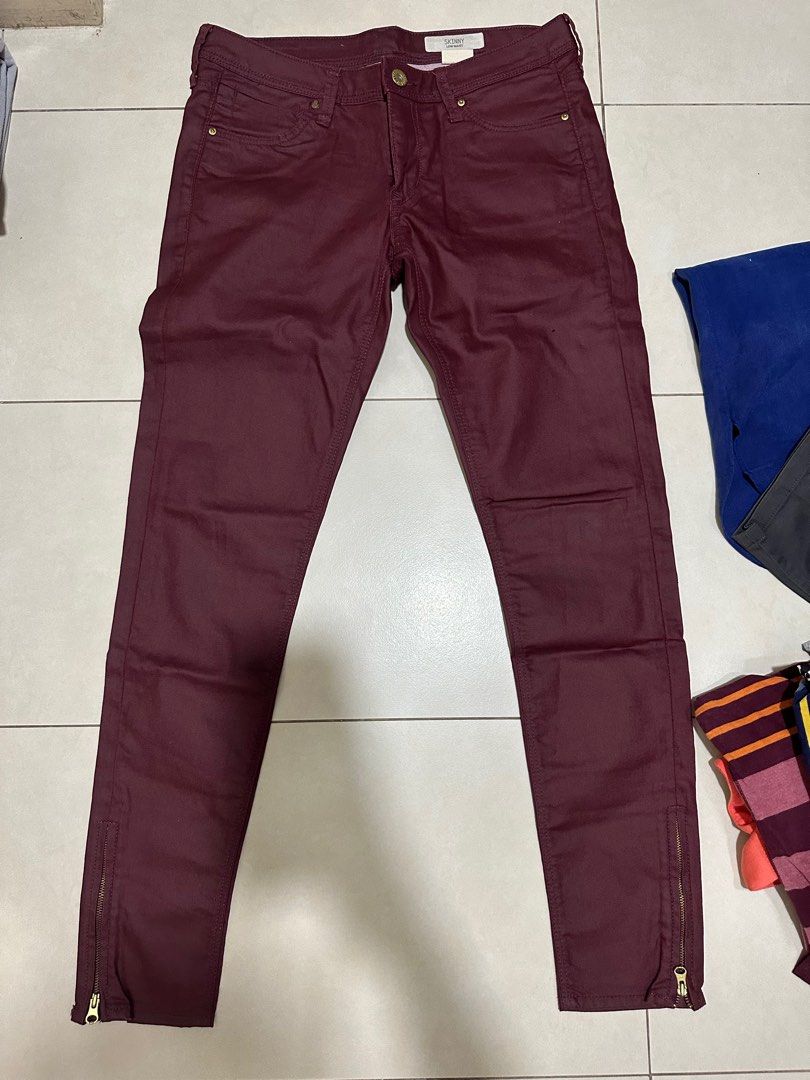 Magenta skinny jeans