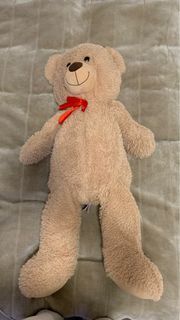 huge teddy bear