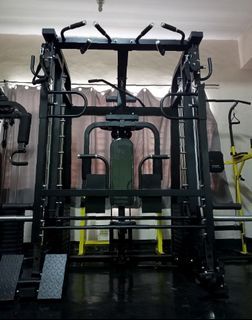 Integrated multi- functional GYM SMITH MACHINE