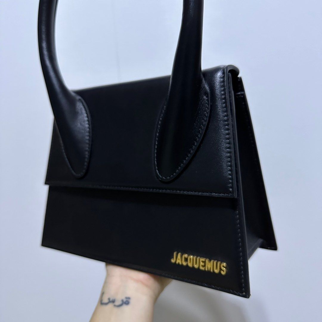 jacquemus le grande chiquito on Carousell