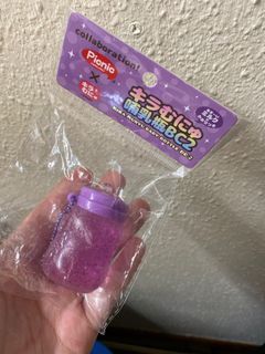 Japan picnic milk bottle squishy toy日本picnic奶瓶奶罐捏捏 紫色閃閃