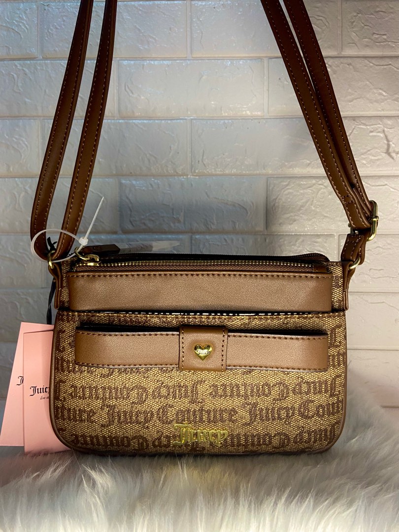 Juicy Couture Gothic Logo Print Brown Beige Heart Wristlet Bag NWT