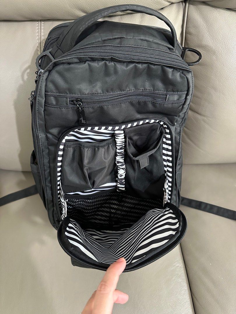 Jujube Onyx Be right back backpack diaper bag