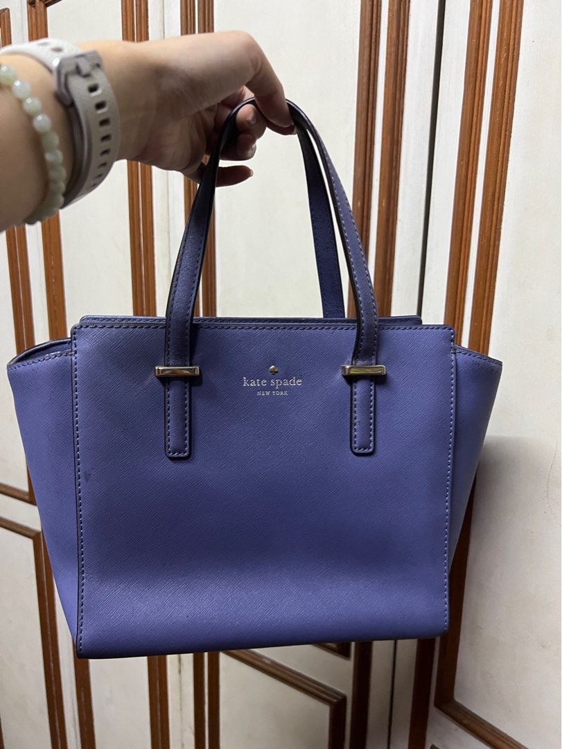 Kate Spade New York Saffiano Leather Tote Bag (Preloved Original), Luxury,  Bags & Wallets on Carousell