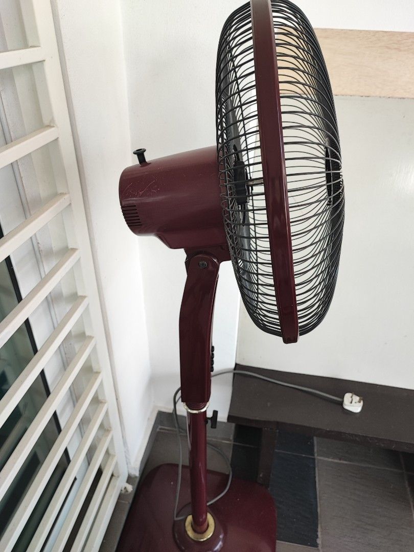 KDK branded tall standing fan, Furniture & Home Living, Lighting & Fans