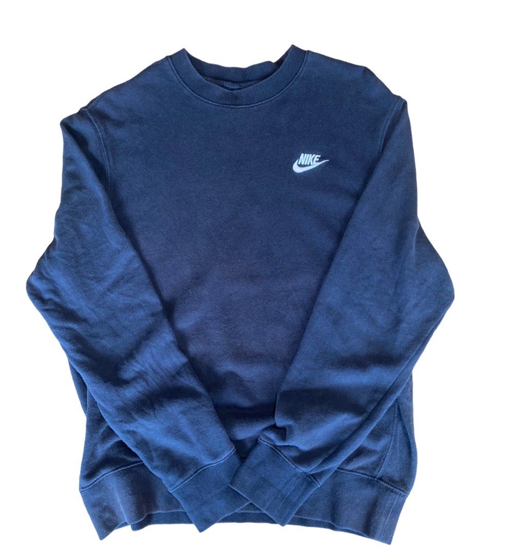 L) Black Nike Sweatshirt Navy Dark Blue Sweater Jacket Vintage, Men's  Fashion, Coats, Jackets and Outerwear on Carousell
