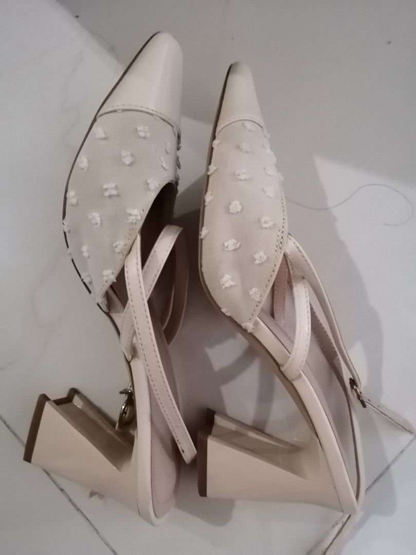 Heels in sale low price