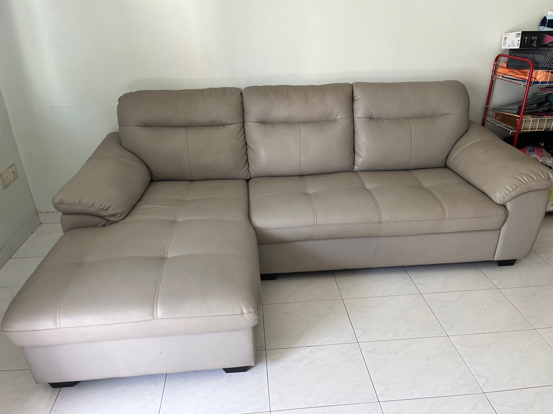 Leader Sofa, Furniture & Home Living, Furniture, Sofas on Carousell