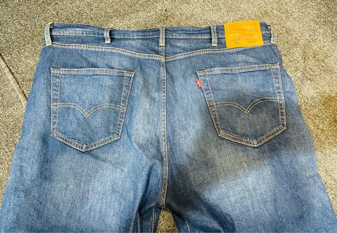 LEVI’S PREMIUM 501 牛仔短褲/彈性牛仔短褲/排扣皮標 大E絕版款 38腰 保存良好 近乎全新 誠可議