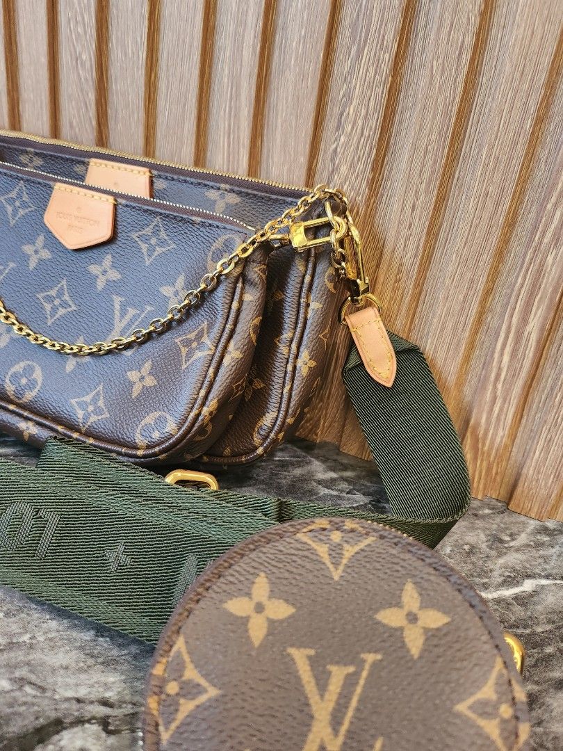 Fausse pochette hotsell louis vuitton