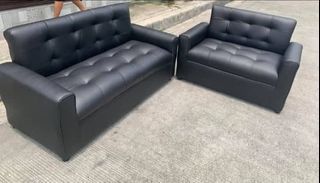 Love sofa 2 and 3 seater Black Leather Uratex foam