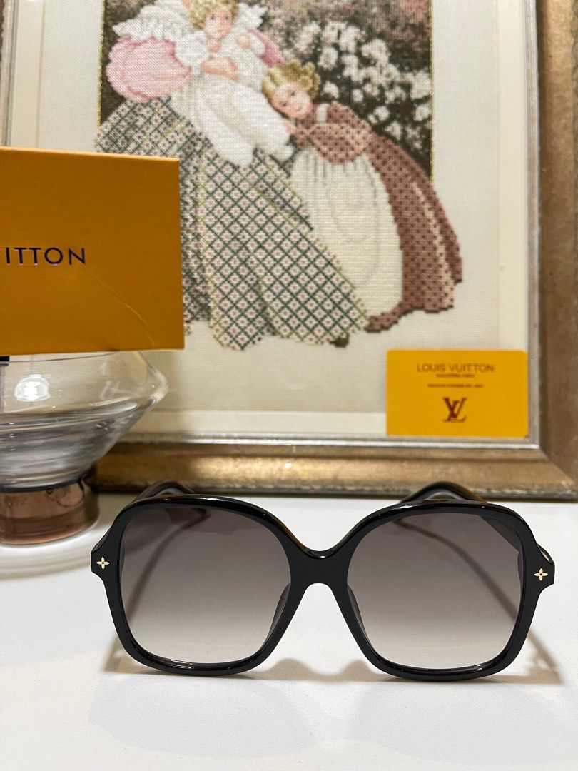 LV 2023 My Monogram Light Square Sunglasses 方型太陽眼鏡, 名牌, 飾物及配件- Carousell