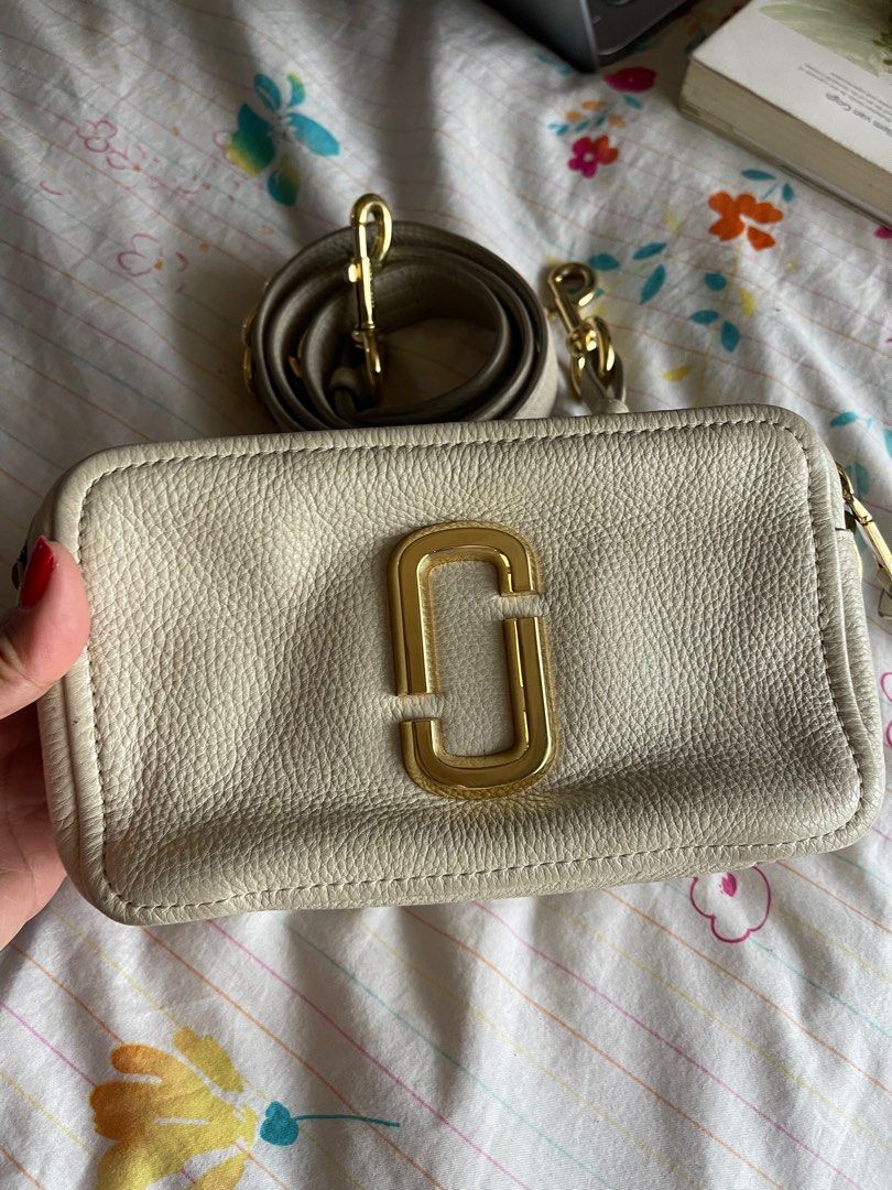 Marc Jacobs sling bag on Carousell