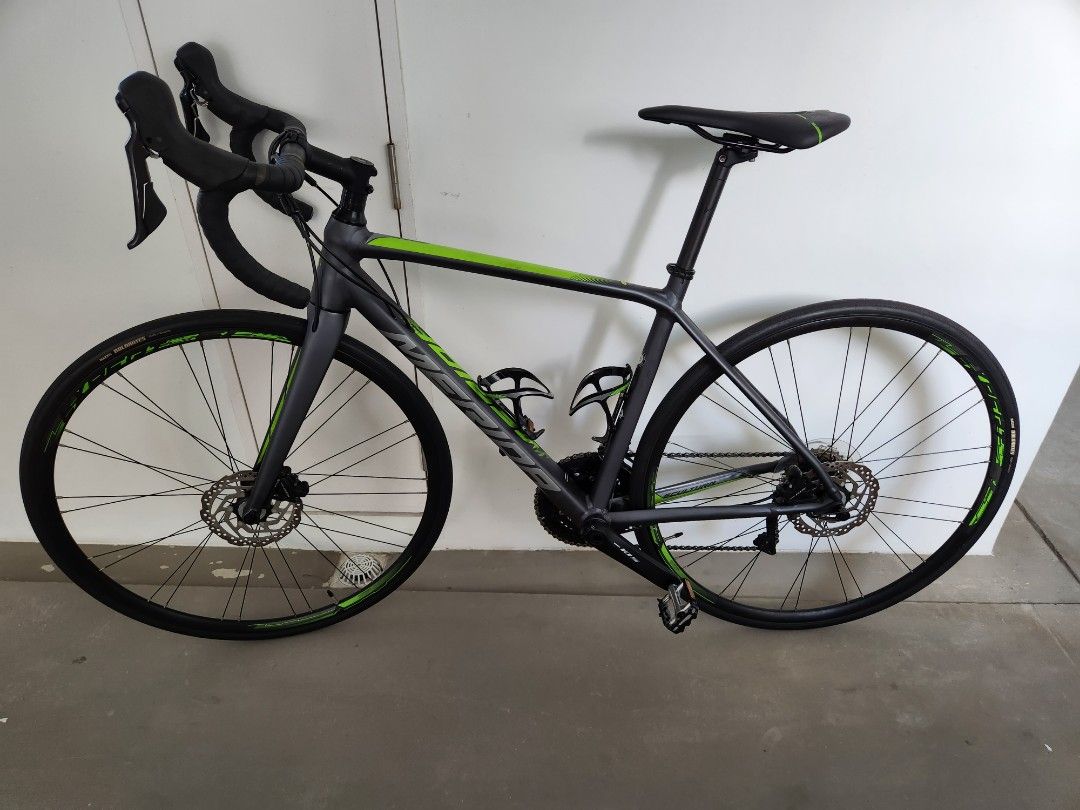 Merida Scultura 400 Disc Road bike