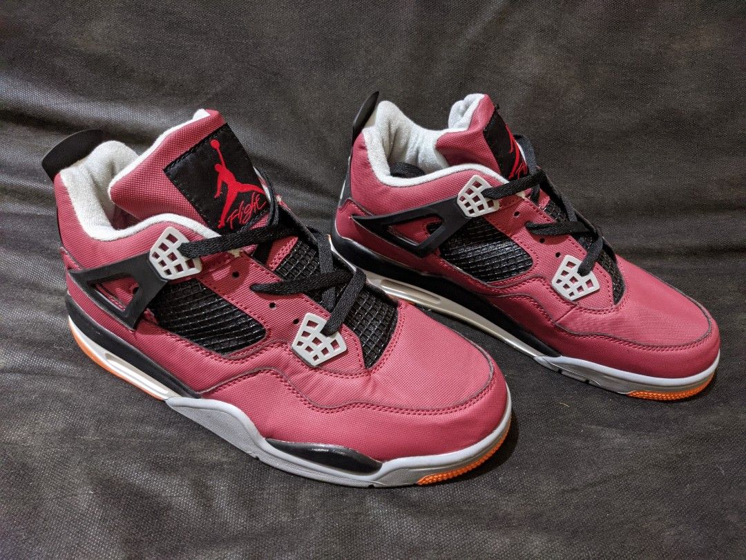 Jordan retro 4 maroon hotsell